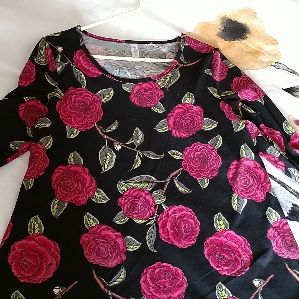 Lularoe lynnae